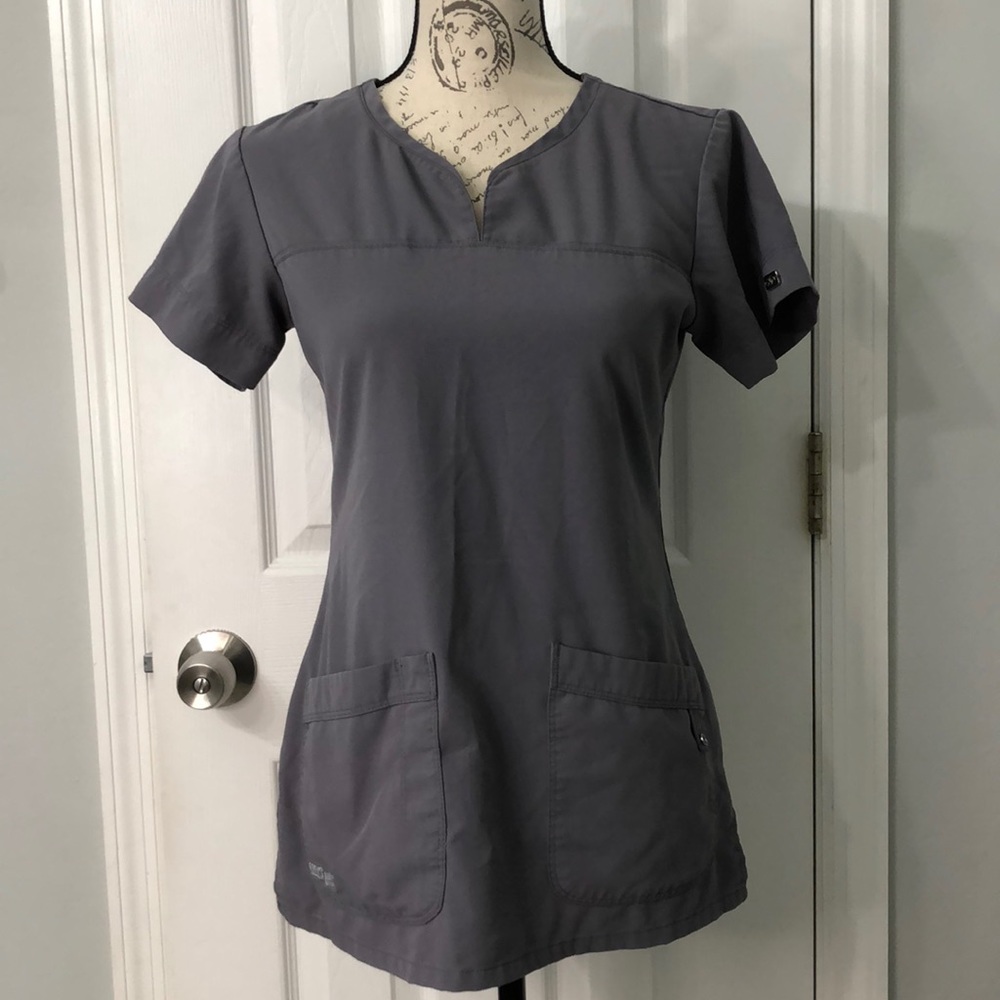 Grey’s Anatomy Grey XS Scrub Top.